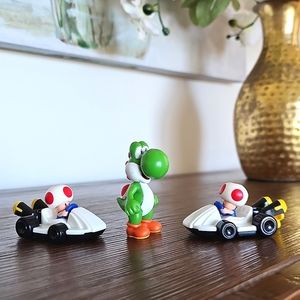 Nintendo Toys Mario Cart Race 3", Yoshi 2.75" Mini Series, Made For McDonald's